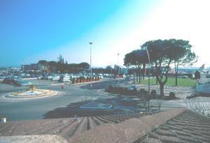 Hotel Paradise Airport 3*